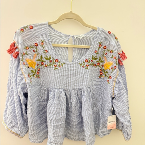 Forever 21 Tops - Forever 21 Blouse